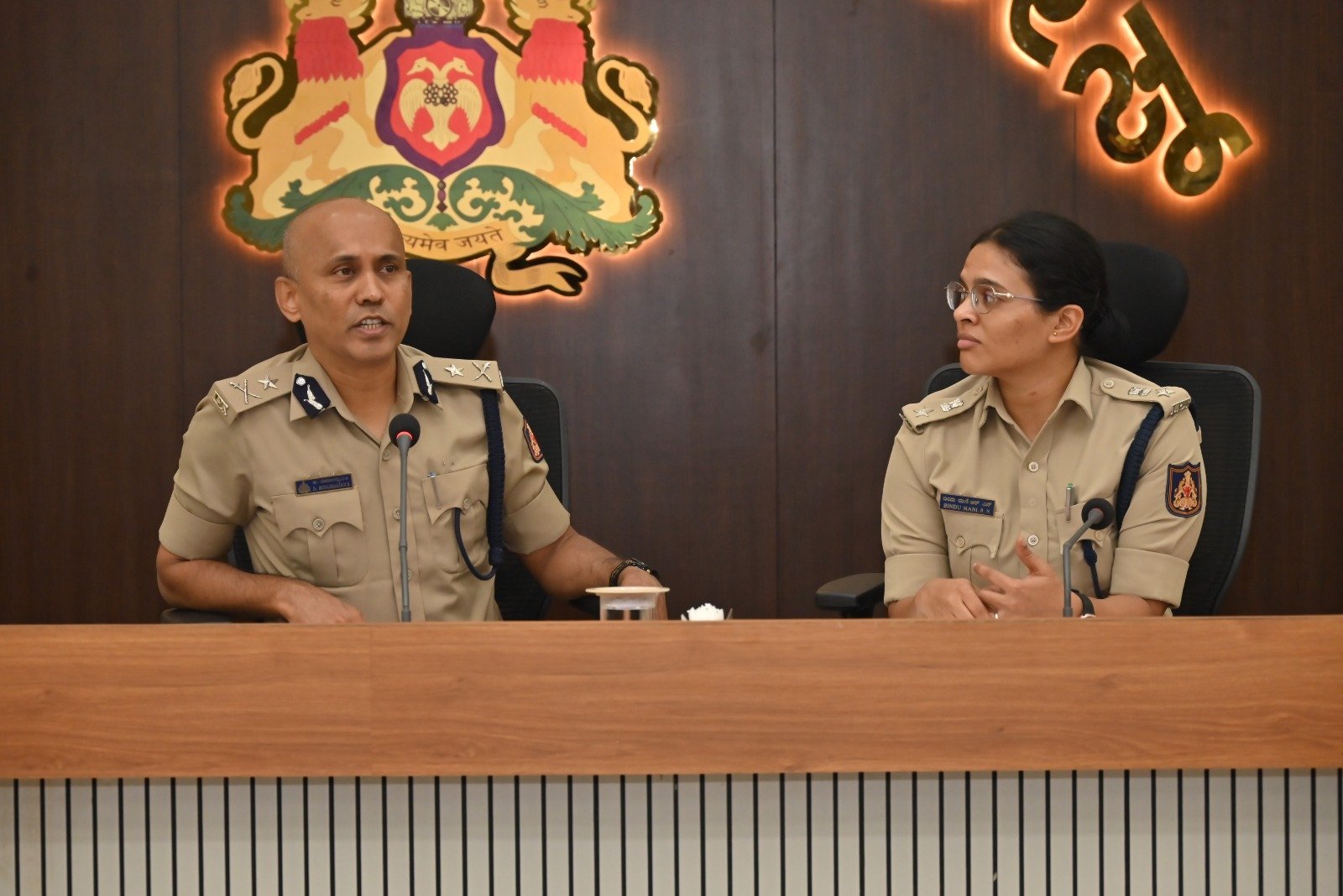 ಮಡಿಕೇರಿ ದಸರಾ ಬಂದೋಬಸ್ತ್: ದಕ್ಷಿಣ ವಲಯ ಐಜಿಪಿ ಡಾ. ಎಂ.ಬಿ. ಬೋರಲಿಂಗಯ್ಯ ಅವರಿಂದ ಅಧಿಕಾರಿಗಳೊಂದಿಗೆ ಚರ್ಚೆ