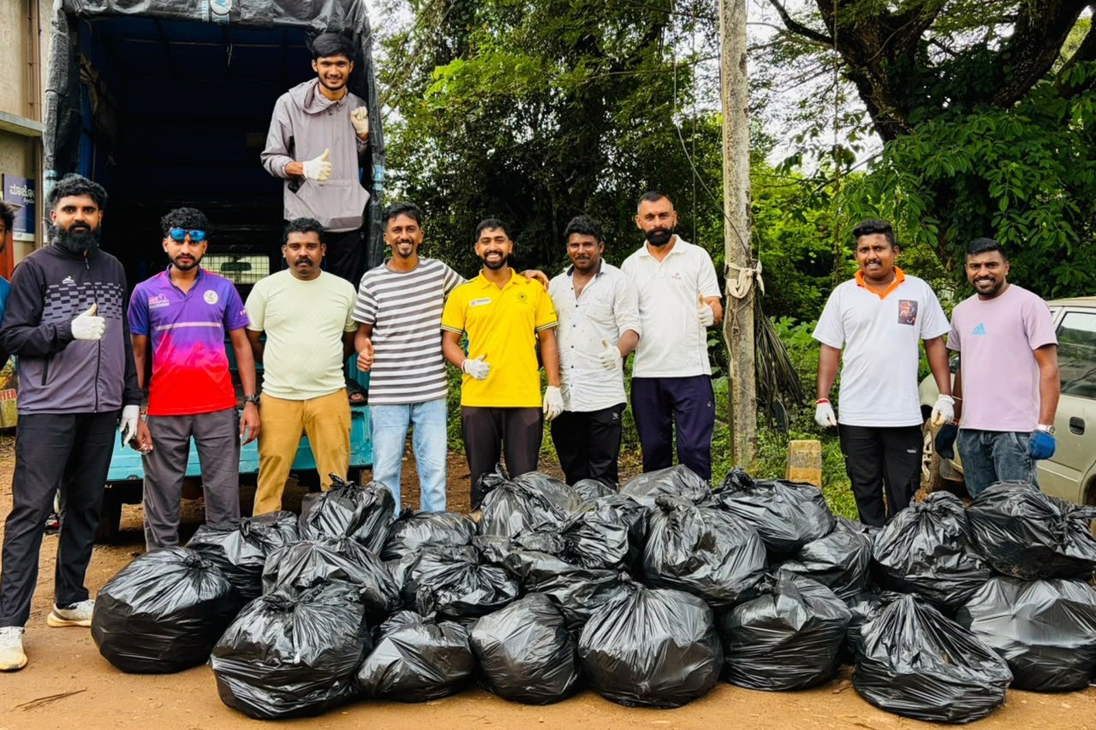 ನಾಪೋಕ್ಲು ಕ್ಲೀನ್ ಅಪ್ ವತಿಯಿಂದ 3ನೇ ಹಂತದ ಸ್ವಚ್ಛತಾ ಅಭಿಯಾನ