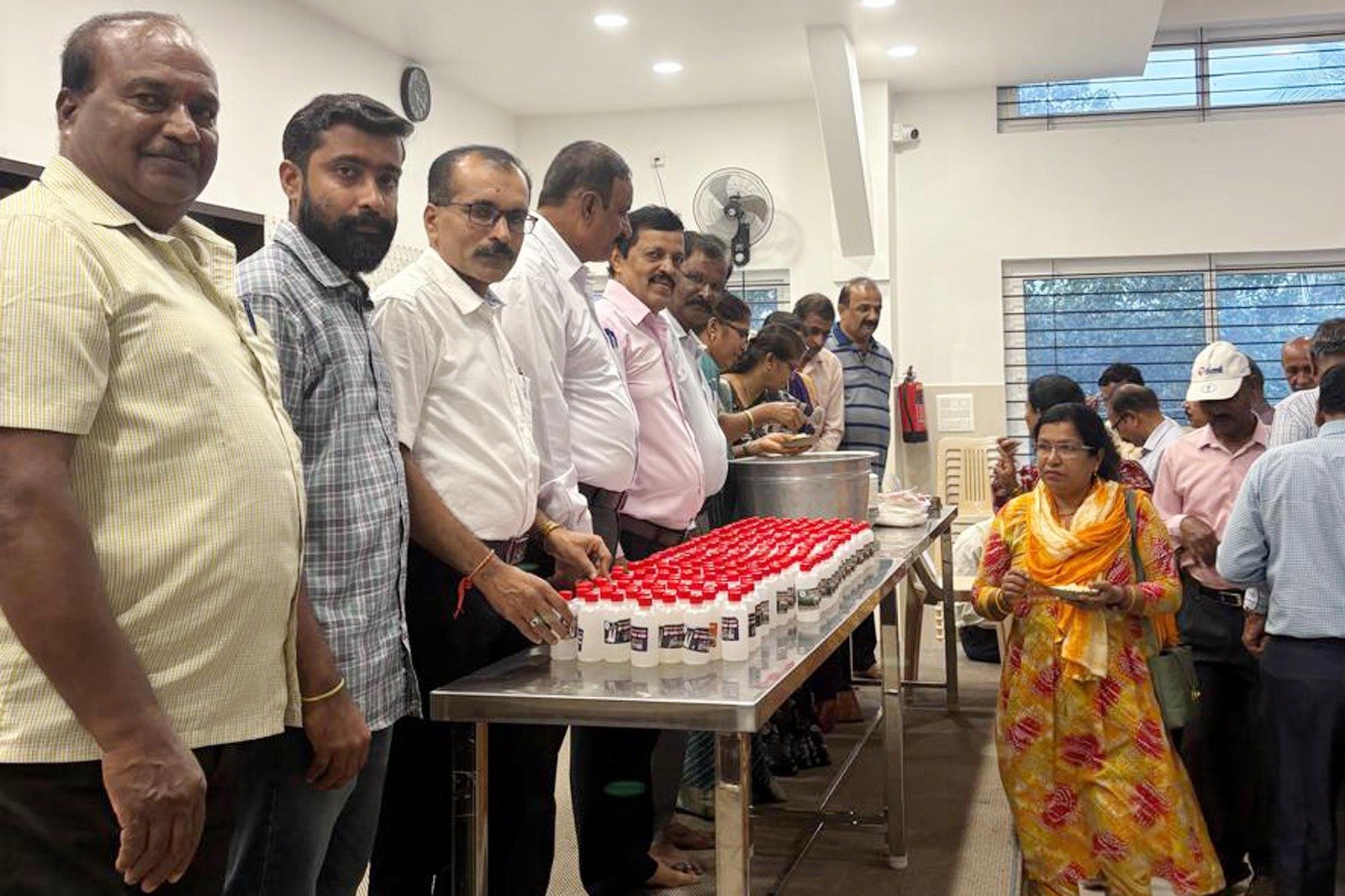 ಮೈಸೂರು ಕೊಡಗು ಗೌಡ ಸಮಾಜದಿಂದ ಭಕ್ತಿಭಾವದ ಕಾವೇರಿ ತೀರ್ಥ ವಿತರಣೆ