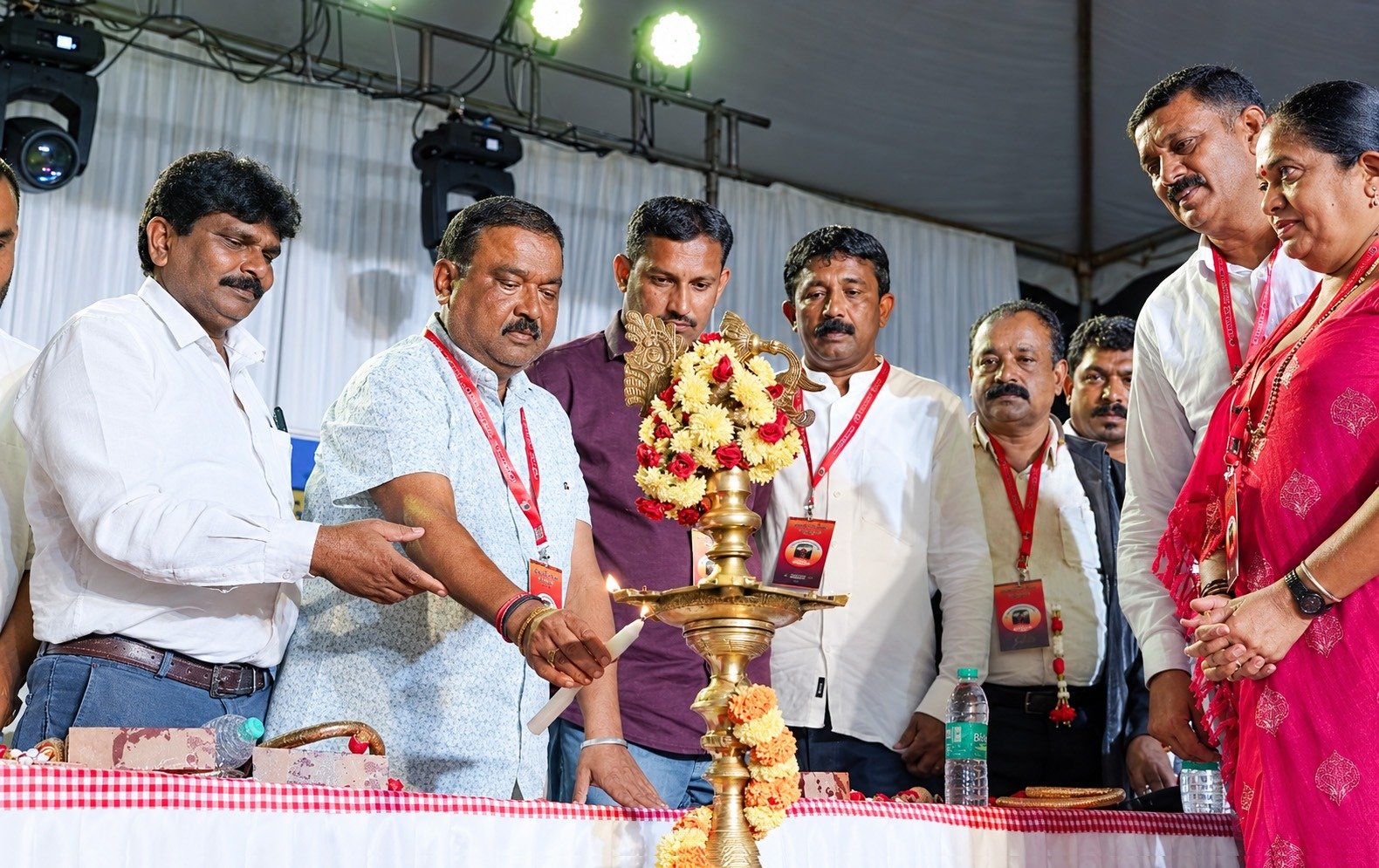 ನಾಪೋಕ್ಲುವಿನಲ್ಲಿ ಆಯುಧ ಪೂಜಾ ಸಭಾ ಕಾರ್ಯಕ್ರಮ ವಿಜೃಂಭಣೆಯಿಂದ ಸಂಪನ್ನ.