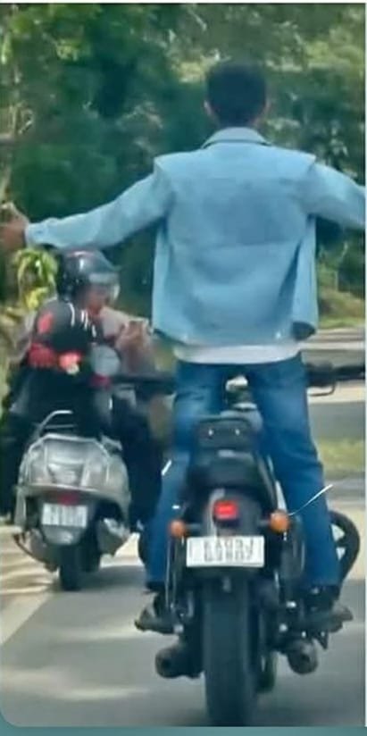 ಕೊಡಗರಹಳ್ಳಿ ಬಳಿ ಹೆದ್ದಾರಿಯಲ್ಲಿ ಬೈಕ್ ವೀಲಿಂಗ್ ಹುಚ್ಚಾಟ: ಮೈಸೂರಿನ ಯುವಕನಿಗೆ ಪೊಲೀಸರಿಂದ ₹2,500 ದಂಡ