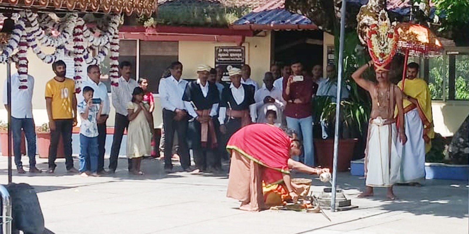 ಪಾಡಿ ಶ್ರೀ ಇಗ್ಗುತಪ್ಪ ದೇವಾಲಯದಲ್ಲಿ 'ಪತ್ತಾಲೋಧಿ' ಆರಾಧನೋತ್ಸವ ಸಂಪನ್ನ