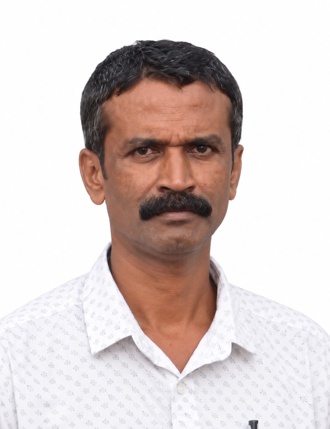 ಮಡಿಕೇರಿಯಲ್ಲಿ ಶಾಸಕರ ಭಾವಚಿತ್ರವಿದ್ದ ಫ್ಲೆಕ್ಸ್ ಹರಿದ ಕೃತ್ಯ: ಗುಡ್ಡೆಹೊಸೂರು ವಲಯ ಕಾಂಗ್ರೆಸ್ ತೀವ್ರ ಖಂಡನೆ, ಆರೋಪಿಯ ಬಂಧನಕ್ಕೆ ಆಗ್ರಹ